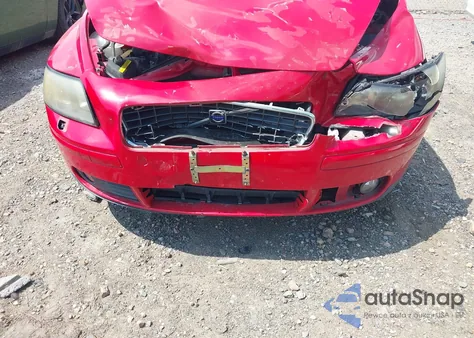 2006 Volvo S40 2.4I from USA, damaged, VIN YV1MS382262186795